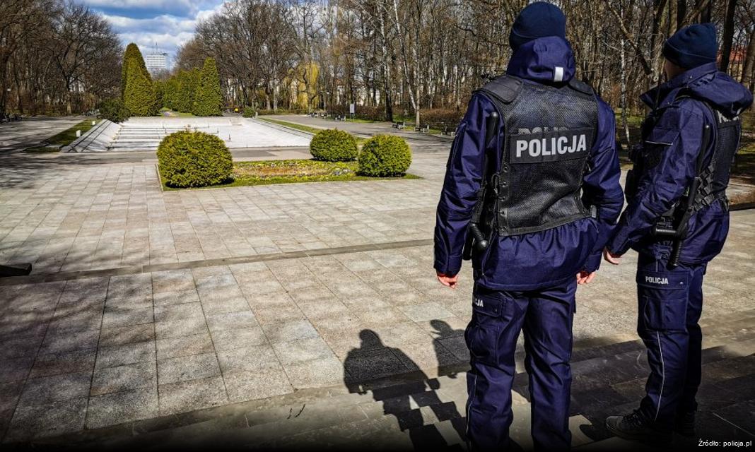 Kradzież z samochodów w Suwałkach – 43-latek aresztowany na dwa miesiące